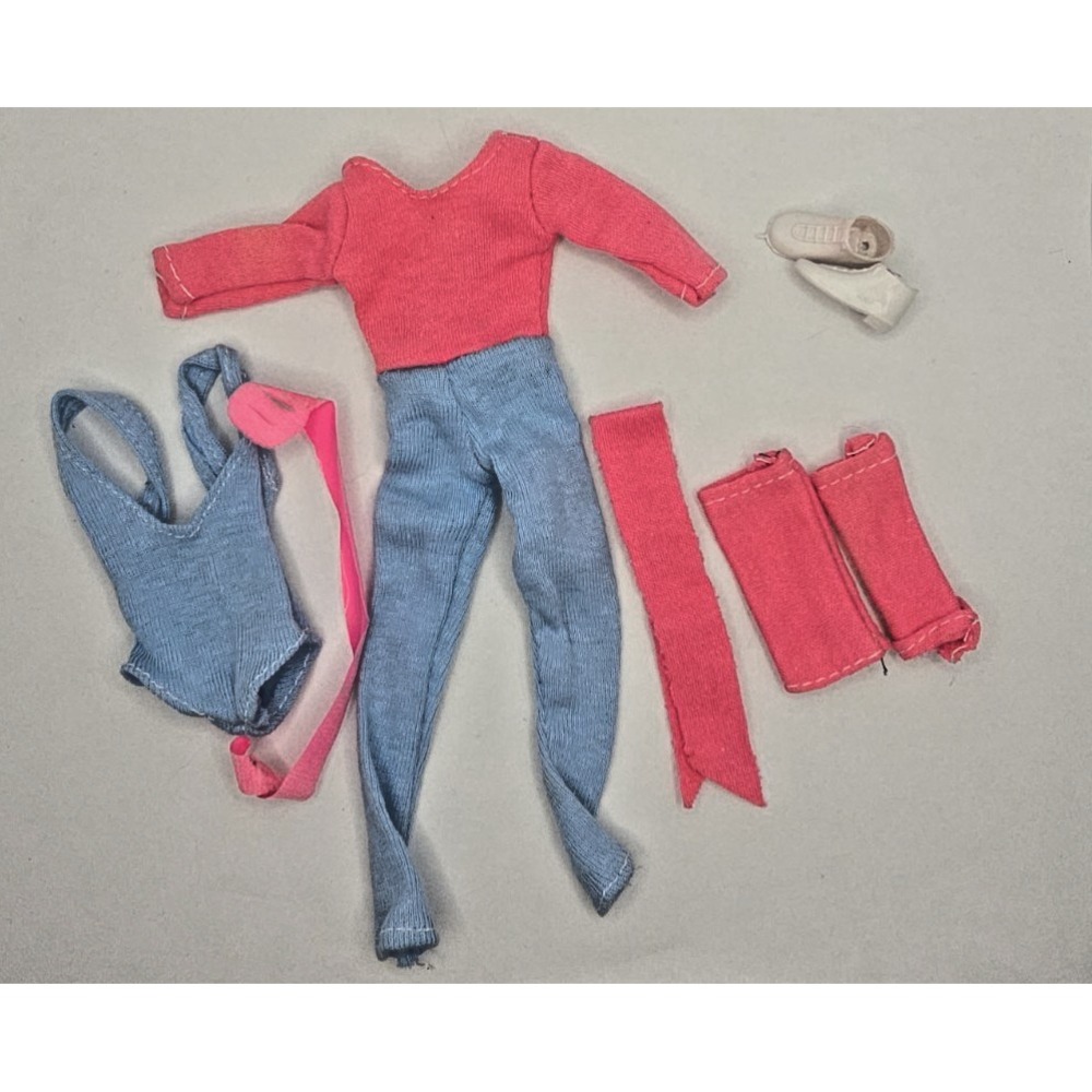 Vintage Julie Fashion Doll Clone Clothes Pink And Blue Workout Set BB15-25